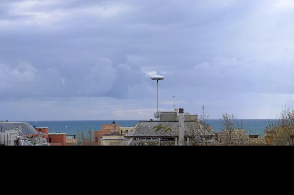 Attico Al Mare Apartment Lido di Ostia Ngoại thất bức ảnh
